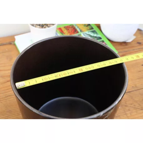 Virágkaspó 7 cm-es Black Marble