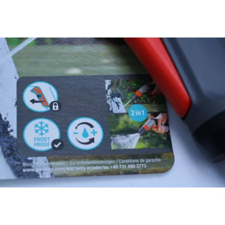 GARDENA Tisztító-locsoló 2in1