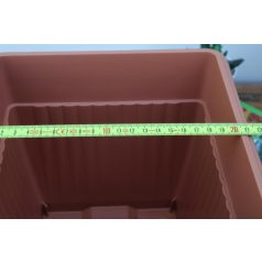 21 cm-es Szögletes cserép terracotta