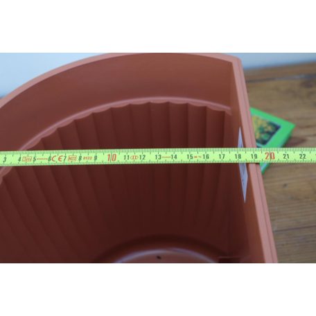 24 cm-es terracotta