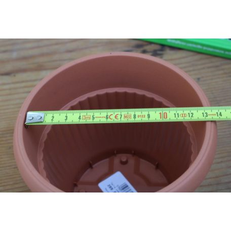 13 cm-es cserép