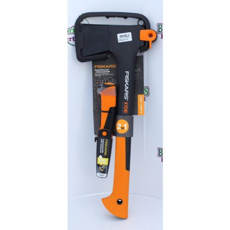 FISKARS X10 ácsfejsze (S) + Hardware kés