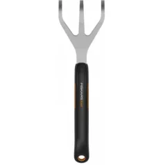 Fiskars xact kézi talajlazító