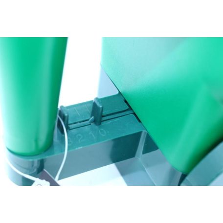 Műtrágya kiszóró kézi 2.7 literes